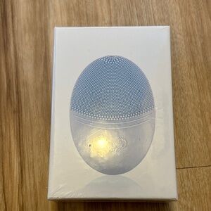 EZBasics Sonic Face Brush, NEW